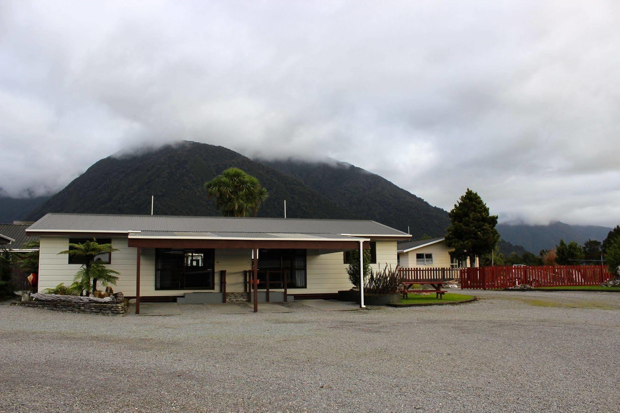 Lake Matheson Motel Льодовик Фокса Екстер'єр фото